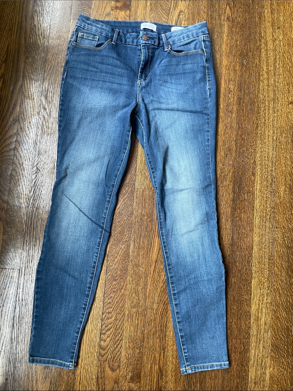 Jessica Simpson High Rise Skinny Jeans in Blue